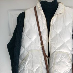Light vest